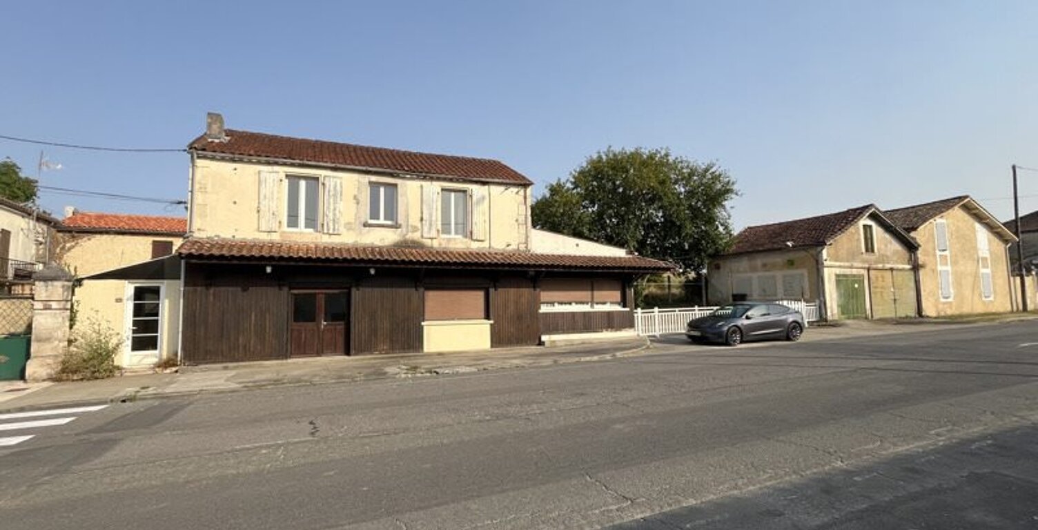 Vente immeuble   Champniers (16430) — photo 1