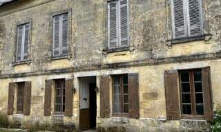 Immeuble  600 m² à vendre à Saucats (33650)