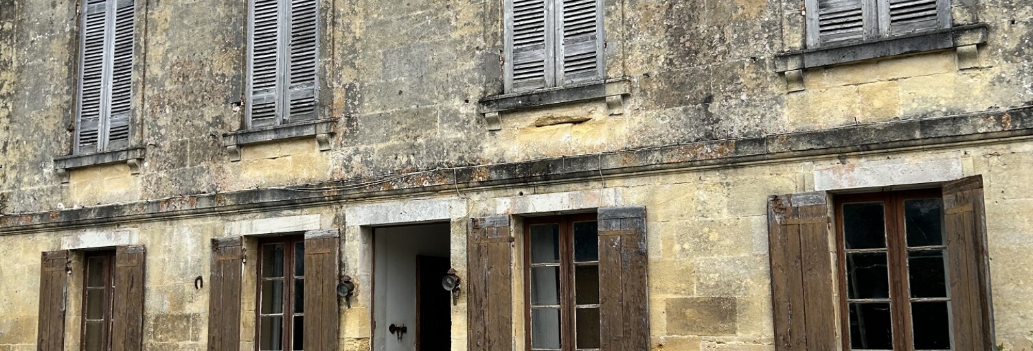 Immeuble  600 m² à vendre à Saucats (33650)