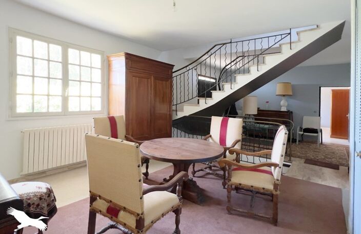 Maison de ville de 8 pièces principales — photo 2