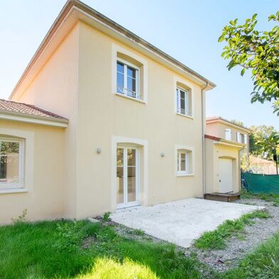 Maison 5 pièces 239600 €