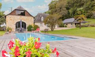 Maison 7 Pièces 219 m² à vendre à Rontignon (64110)