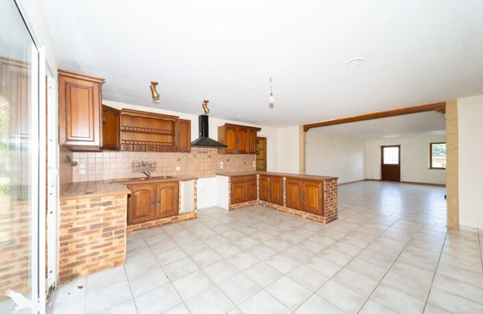 Vente maison 4 pièces 125 m² Donnezac (33860) — photo 2