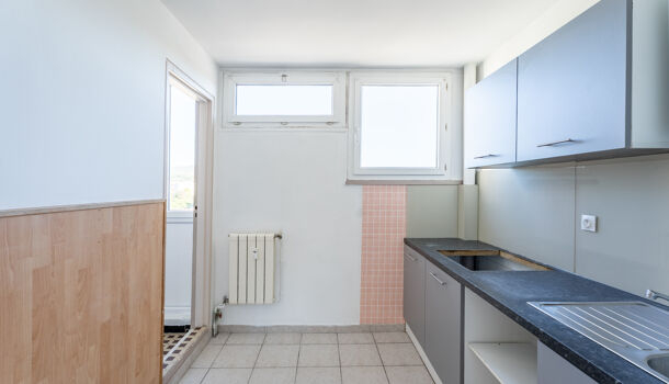 Appartement 3 pièces  à louer Marseille 13eme 13013