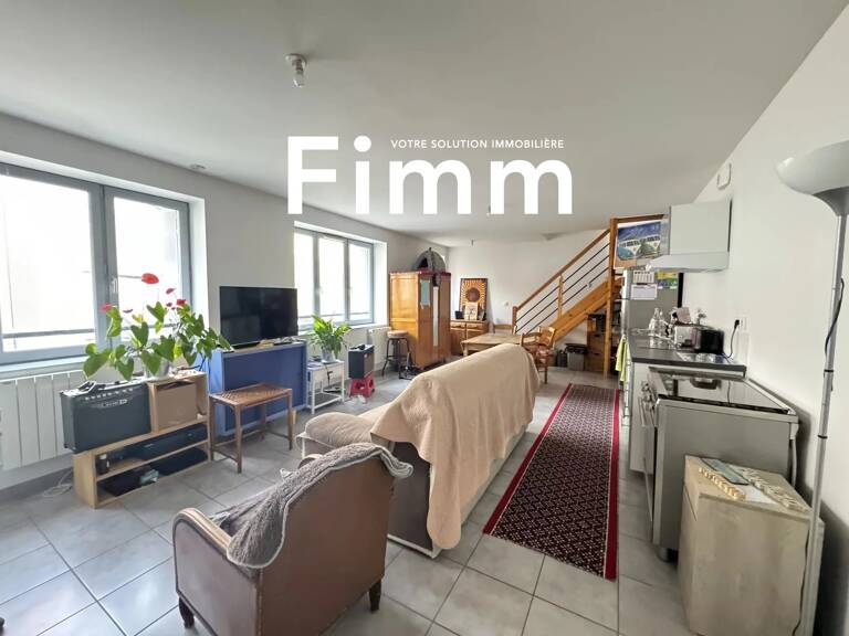 Maison de village avec garage — photo 1