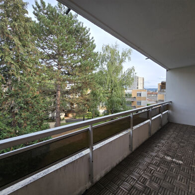 Appartement 4 pièces 1310 €