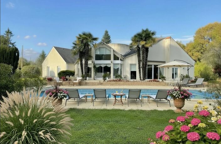 Belle propriété contemporaine avec piscine et tennis — photo 4