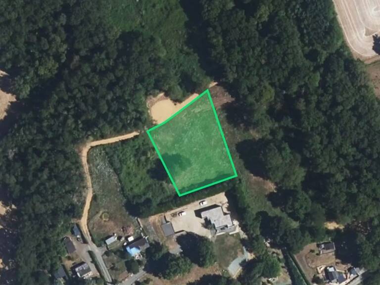 À vendre – Terrain constructible 2 031 m² – Secteur Mareil-sur-Loir (72) — photo 1