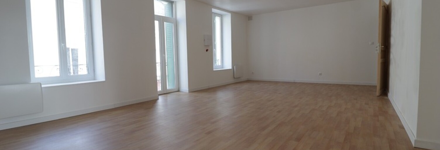 Maison 10 Pièces 280 m² à vendre à Mauriac (15200)