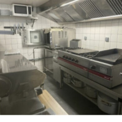 Commerce 3 pièces 107408 €