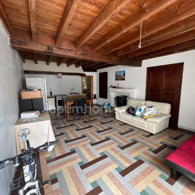 Maison 3 pièces 74800 €