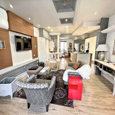 Appartement 4 pièces 241900 €