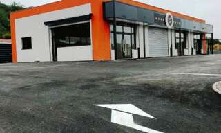 Commerce  83 m² à louer à Pompignan (82170)