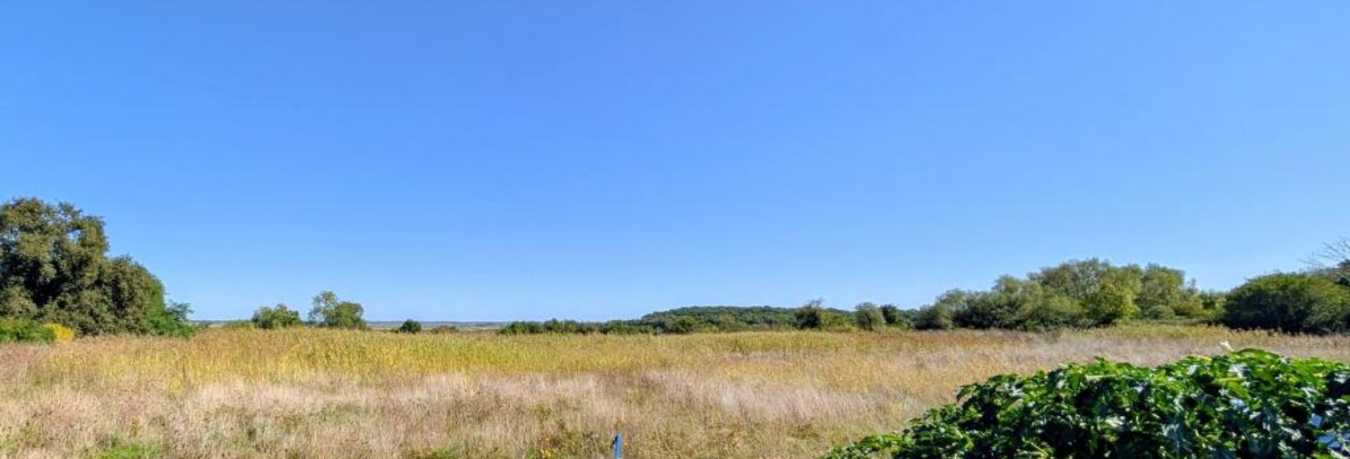 Terrain  1437 m² à vendre à Saint-Just-Luzac (17320)