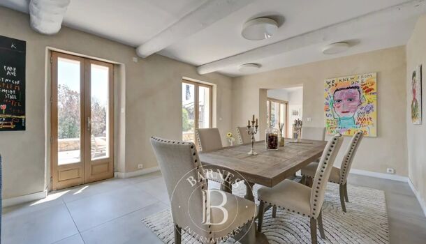 Villa / Maison 9 pièces  à vendre Aix-en-Provence 13100