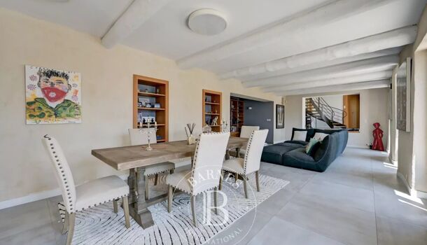 Villa / Maison 9 pièces  à vendre Aix-en-Provence 13100