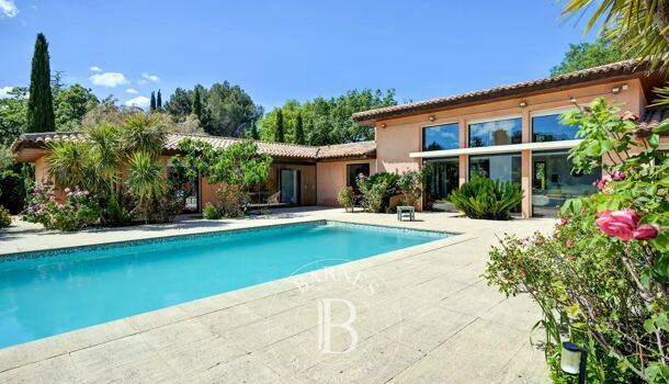 Villa / Maison 5 pièces  à vendre Aix-en-Provence 13100