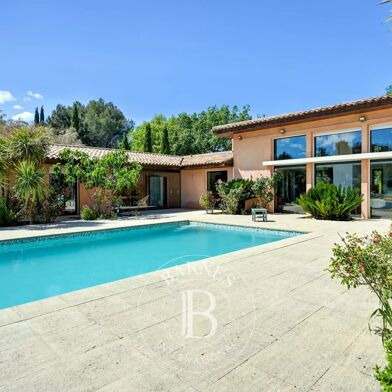 Maison 5 pièces 1575000 €