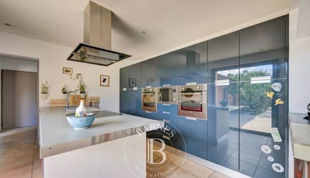 Villa / Maison 5 pièces  à vendre Aix-en-Provence 13100