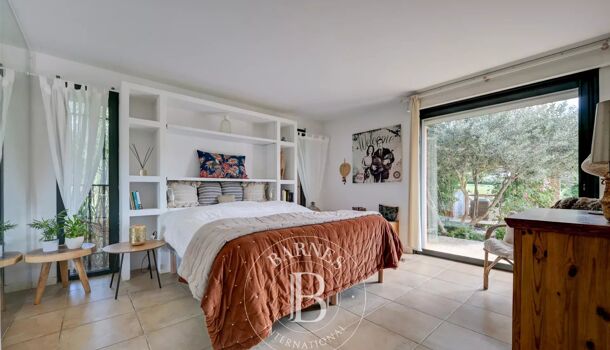 Villa / Maison 5 pièces  à vendre Aix-en-Provence 13100