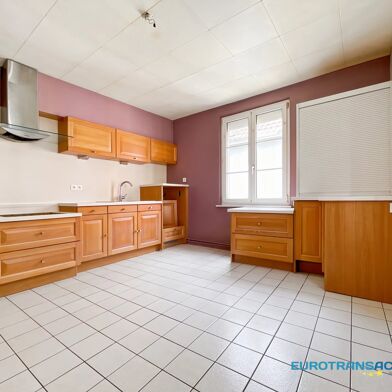 Appartement 4 pièces 765 €