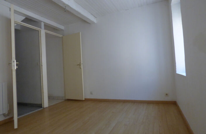 Maison à vendre 4 pièces SAINTE COLOMBE SUR GAND (42) — photo 4