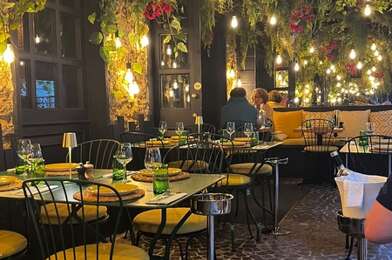 Commerce  448000 €