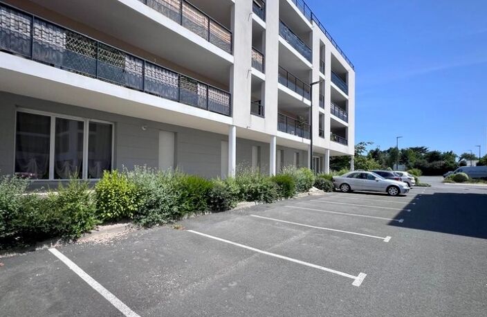 QUIMPER (29) Appartement de type 2 de 45.88 m² habitable - Balcon - 2 places de parking dont une en sous-sol — photo 5