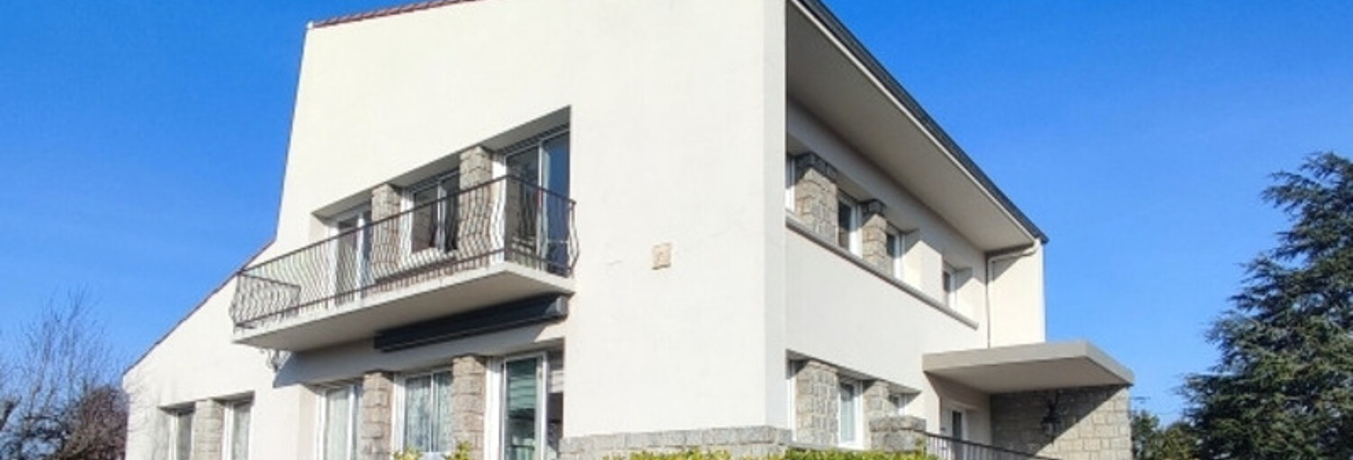 Appartement 5 Pièces 102 m² à vendre à Saint-Just-Saint-Rambert (42170)