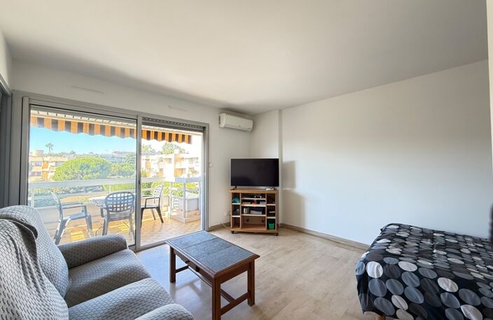   Charmant T1 29 m² avec terrasse, parking et cave – Antibes (Fontonne) — photo 2