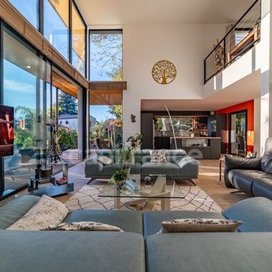 Maison 7 pièces 1395000 €