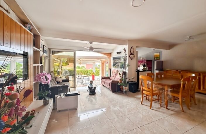 A vendre CARGESE - proche de la plage - Maison de 2 chambres et 1 bureau - Jacuzzi — photo 2