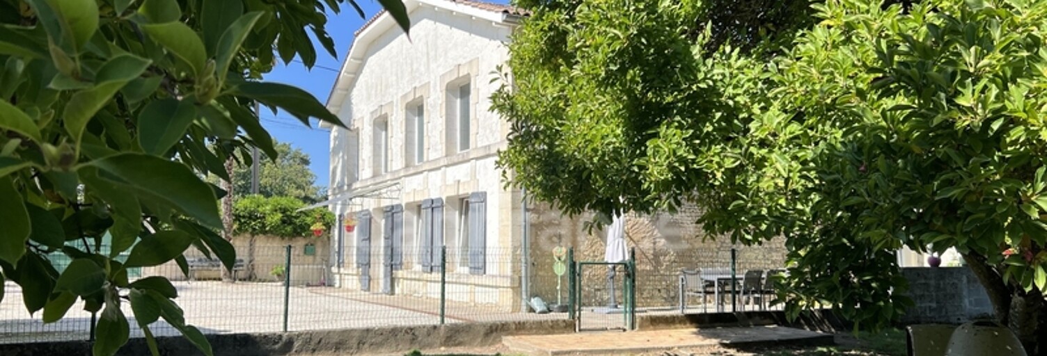 Maison 4 Pièces 137 m² à vendre à Chevanceaux (17210)
