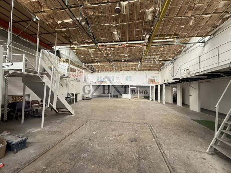 Local d'activités 560m2 à vendre Montreuil — photo 1