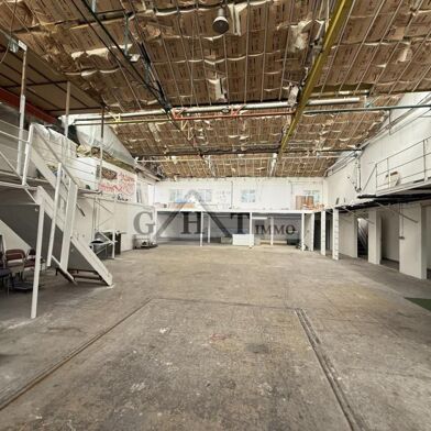 Local industriel  1890000 €