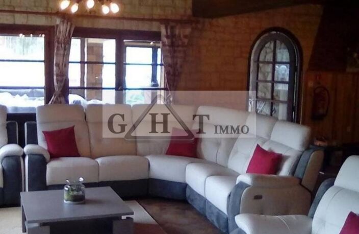 A VENDRE MURS ET FONDS  HOTEL RESTAURANT  A LA MONTAGNE — photo 2
