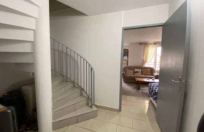 Appartement À Vendre — photo 4
