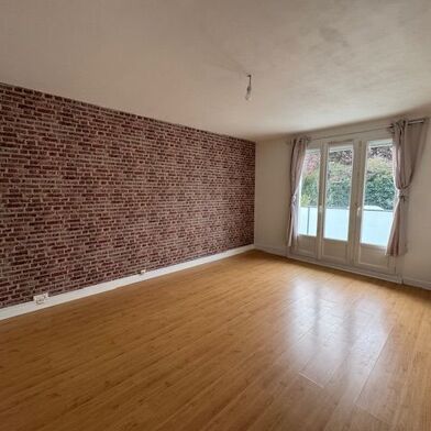 Appartement 3 pièces 780 €