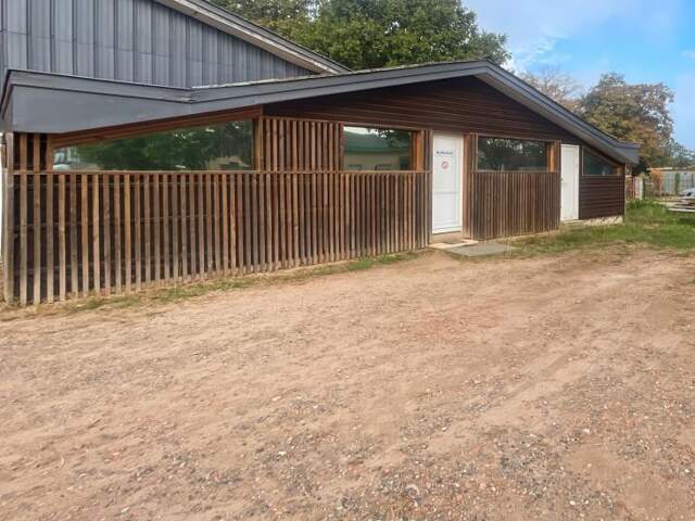 Entrepôt et bureau 700m2 - Terrain 1550m2 -  Idéal Investisseurs — photo du bien