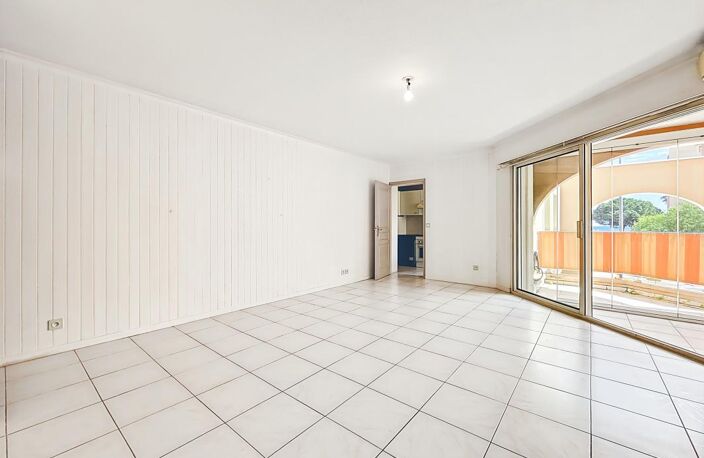 Appartement T3 vue mer + Garage en sus. - À Vendre — photo 4