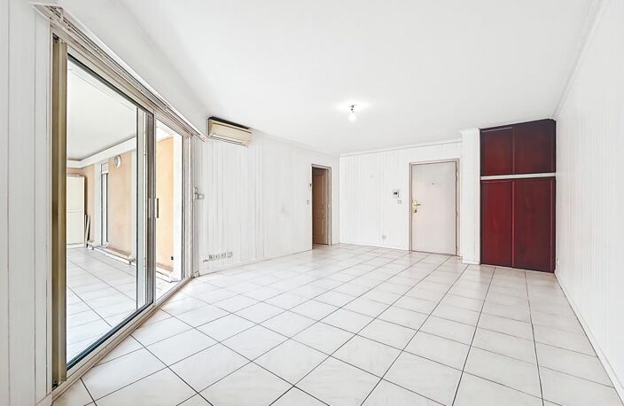 Appartement T3 vue mer + Garage en sus. - À Vendre — photo 5