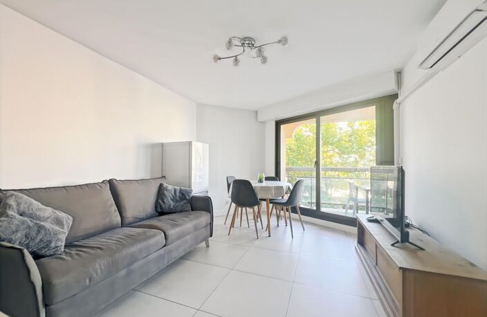 Appartement À Vendre T2 33M2 VUE MER — photo 2