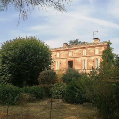 Maison 9 pièces 543400 €