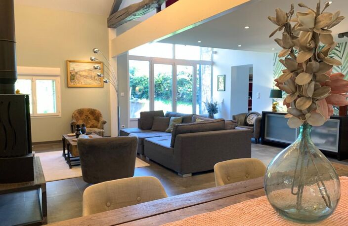🏡 À VENDRE : maison en pierre rénovée avec charme et raffinement 🌿✨ — photo 2