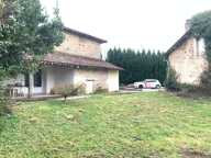   À VENDRE : maison en pierre rénovée avec charme et raffinement  ✨ — photo 3
