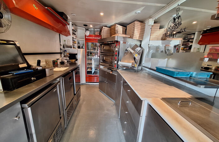 Kiosque à pizza - Emplacement stratégique — photo 4