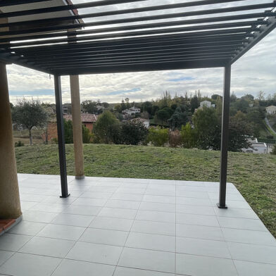 Maison 6 pièces 1800 €