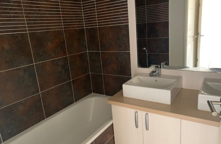 Vente appartement 3 pièces 54 m² Pins-Justaret (31860) — photo 4