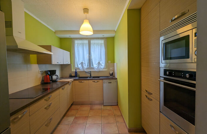 Vente maison 5 pièces 95 m² Saint-Juéry (81160) — photo 2