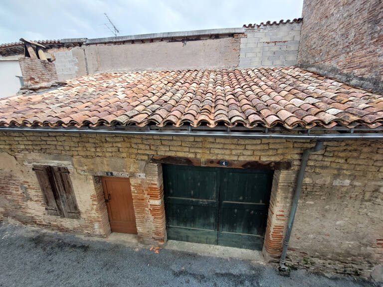 Garage  42 m² — photo 1